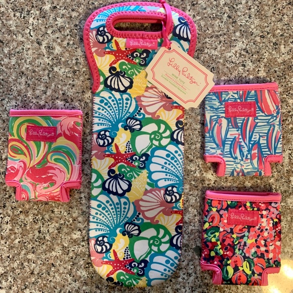 Lilly Pulitzer Accessories - LILLY PULITZER Wine Tote and 3 Beverage Couzies
